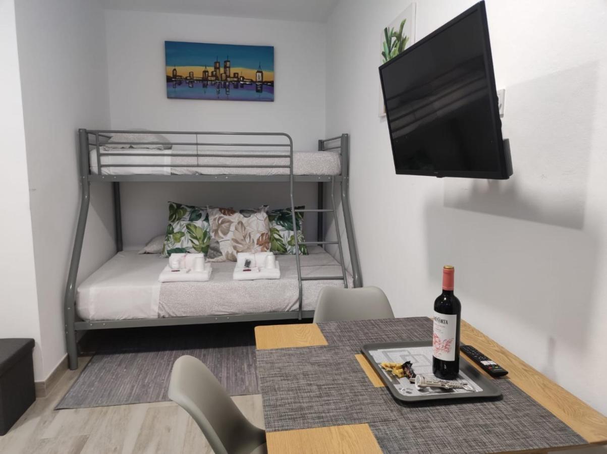 이코드레로스비노스 Casa Piramide 4 Wifi - Parking Y Terraza Privada 빌라 외부 사진