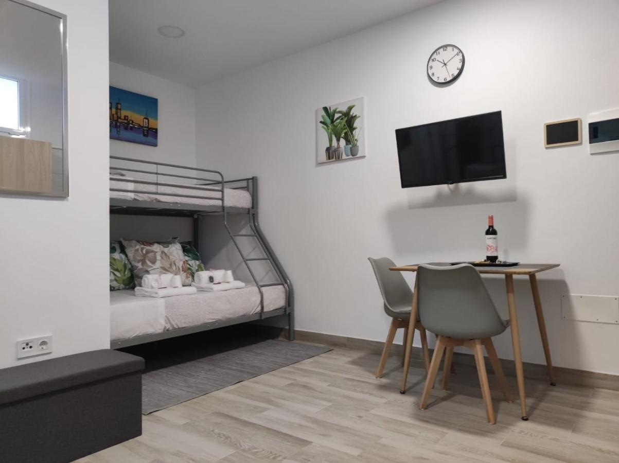이코드레로스비노스 Casa Piramide 4 Wifi - Parking Y Terraza Privada 빌라 외부 사진